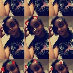 Meet your Posher, Nicole